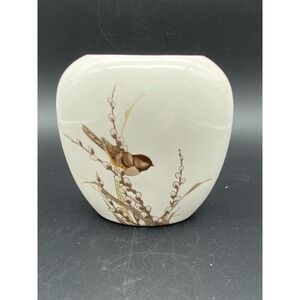 Vintage Japanese Oval Otagiri  Vase‎ with Bird on Pussywillow 4 1/2" Height
